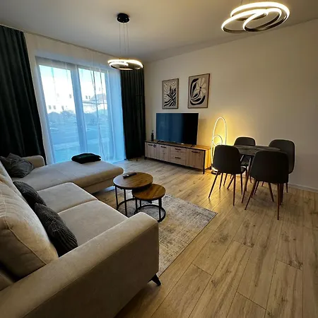 Apartament Rishko 113, Self Check In, Free Parking, Bus Station, Center Of The